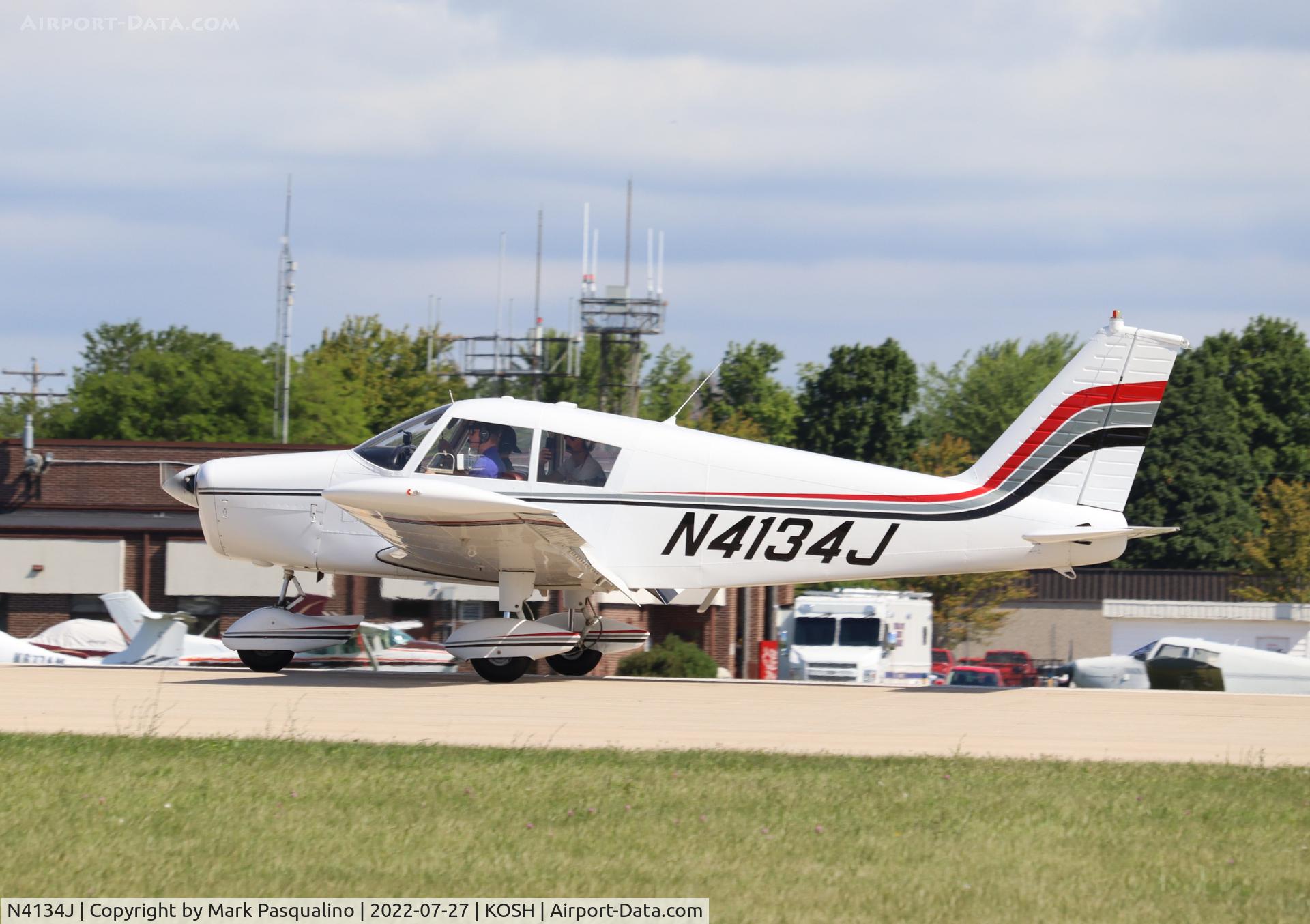 N4134J, 1966 Piper PA-28-140 C/N 28-22456, Piper PA-28-140