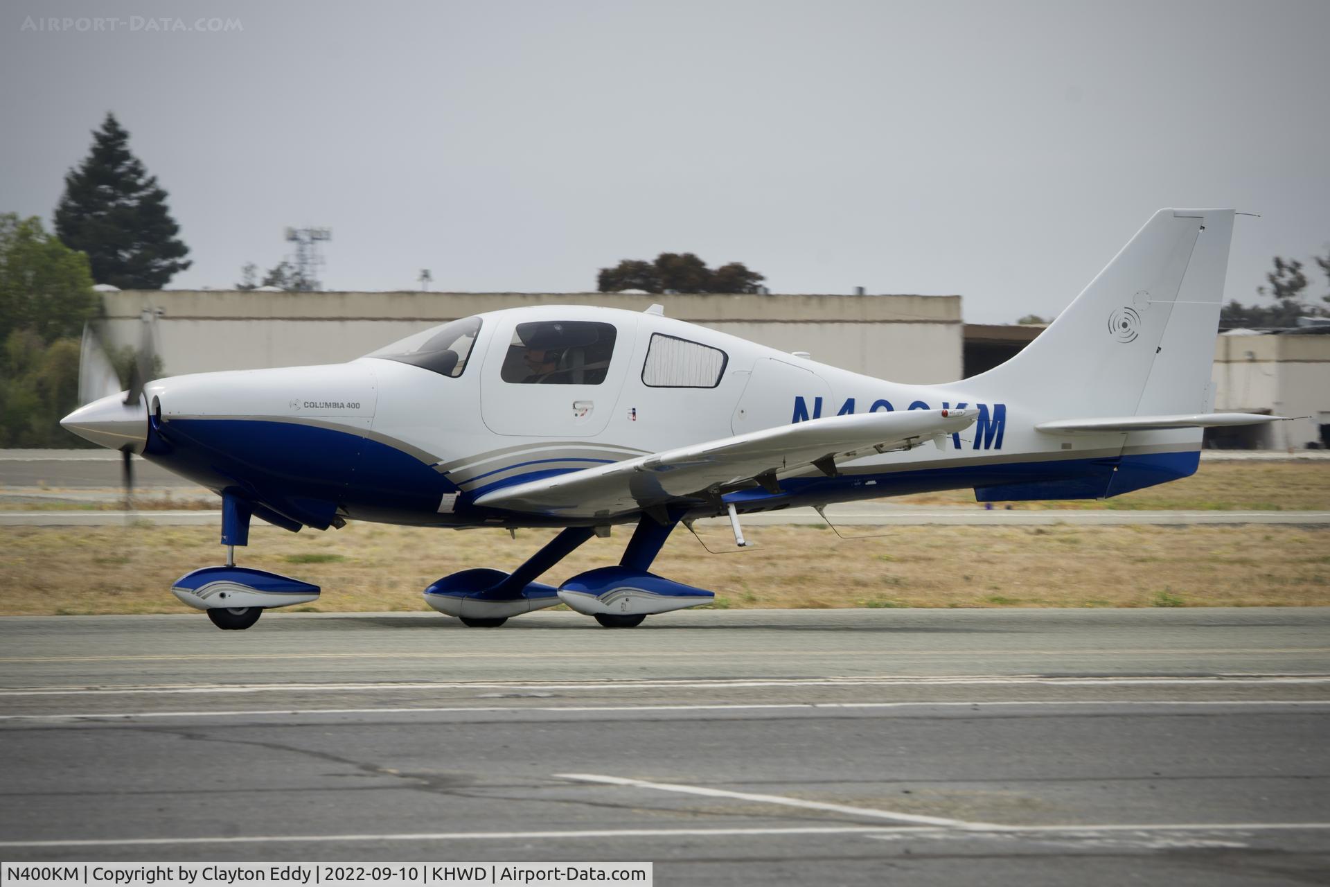 N400KM, 2006 Columbia Aircraft Mfg LC41-550FG C/N 41604, Hayward airport in California 2022.