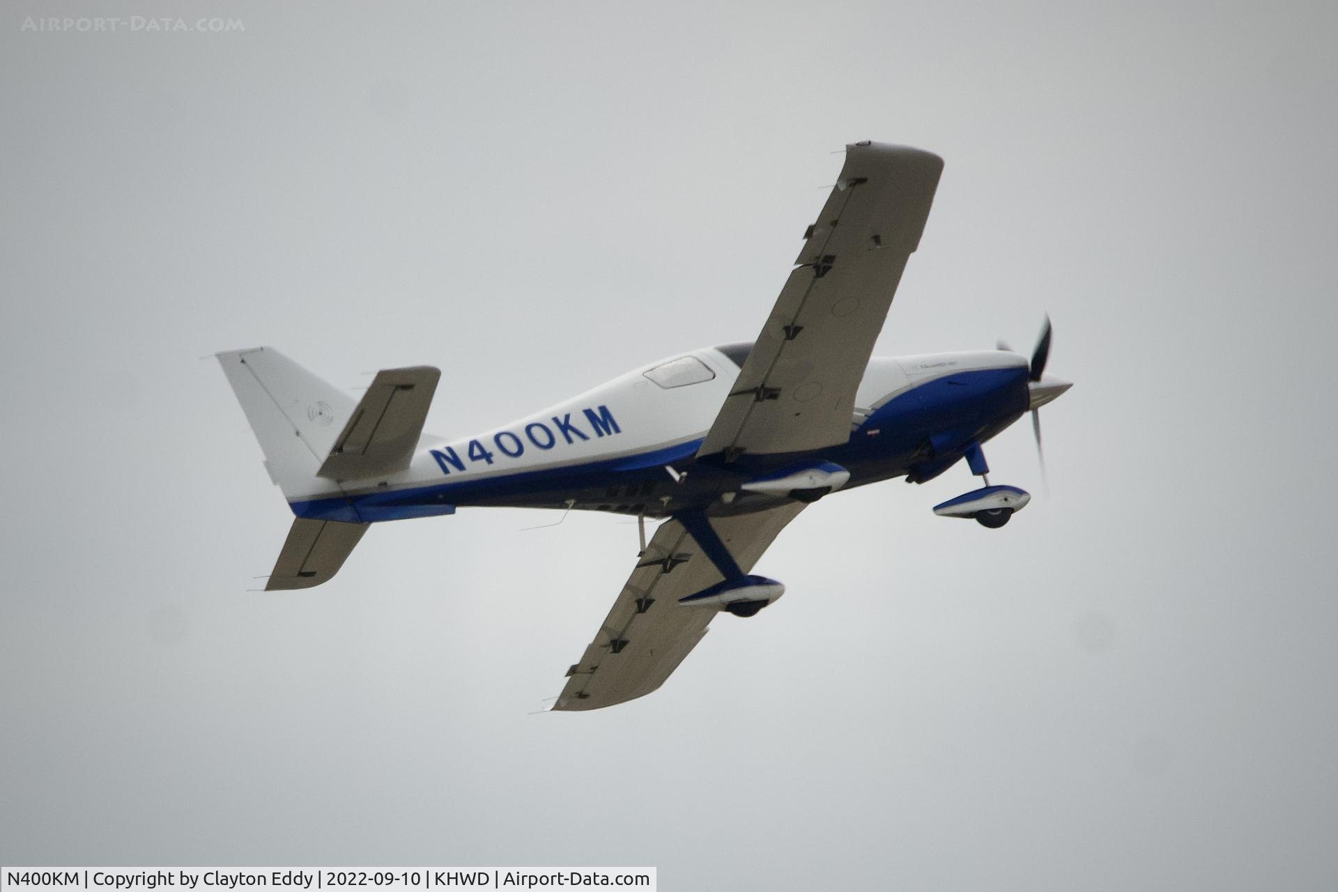 N400KM, 2006 Columbia Aircraft Mfg LC41-550FG C/N 41604, Hayward airport in California 2022.
