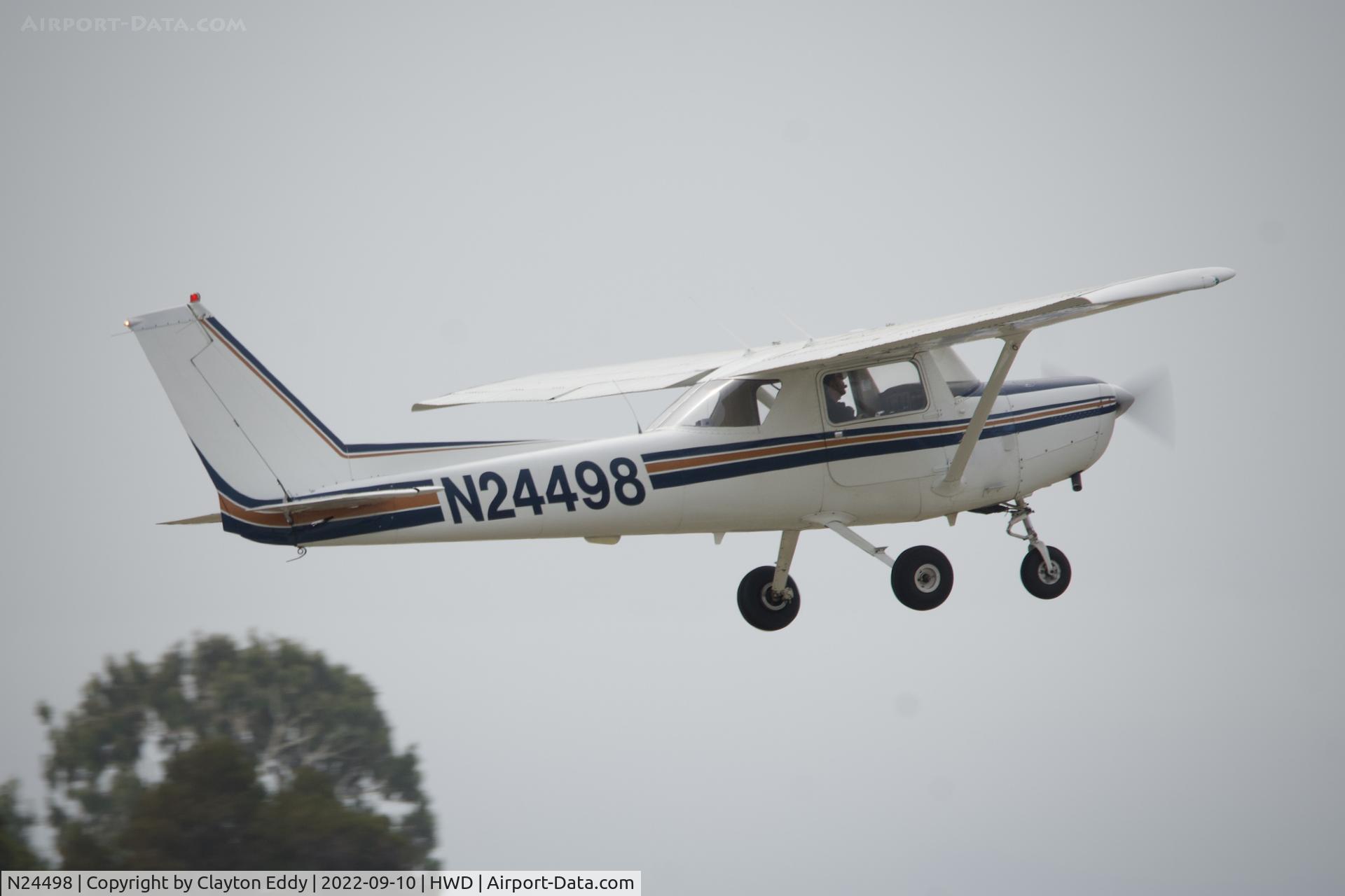 N24498, 1977 Cessna 152 C/N 15280290, Hayward airport in California 2022.