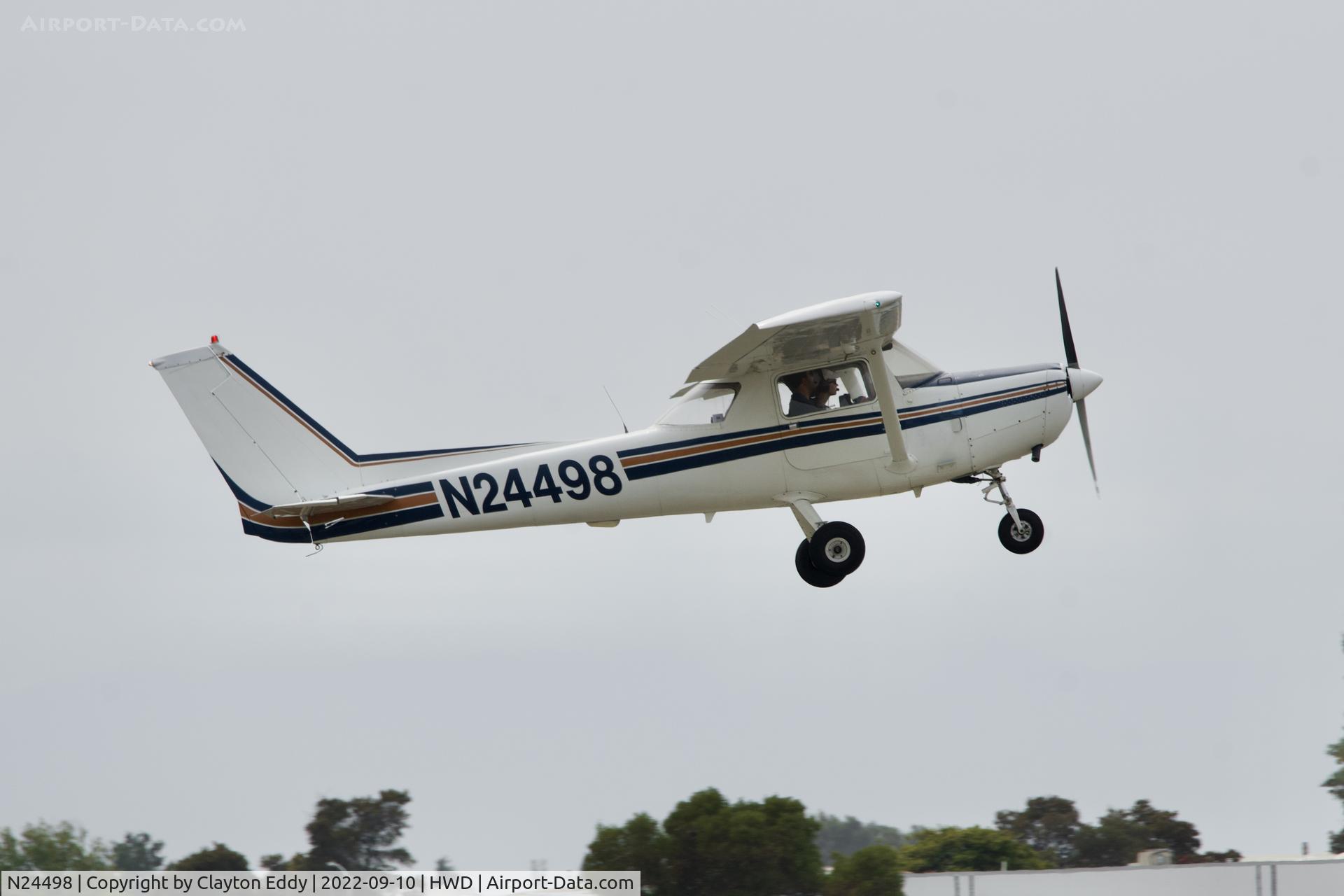 N24498, 1977 Cessna 152 C/N 15280290, Hayward airport in California 2022.