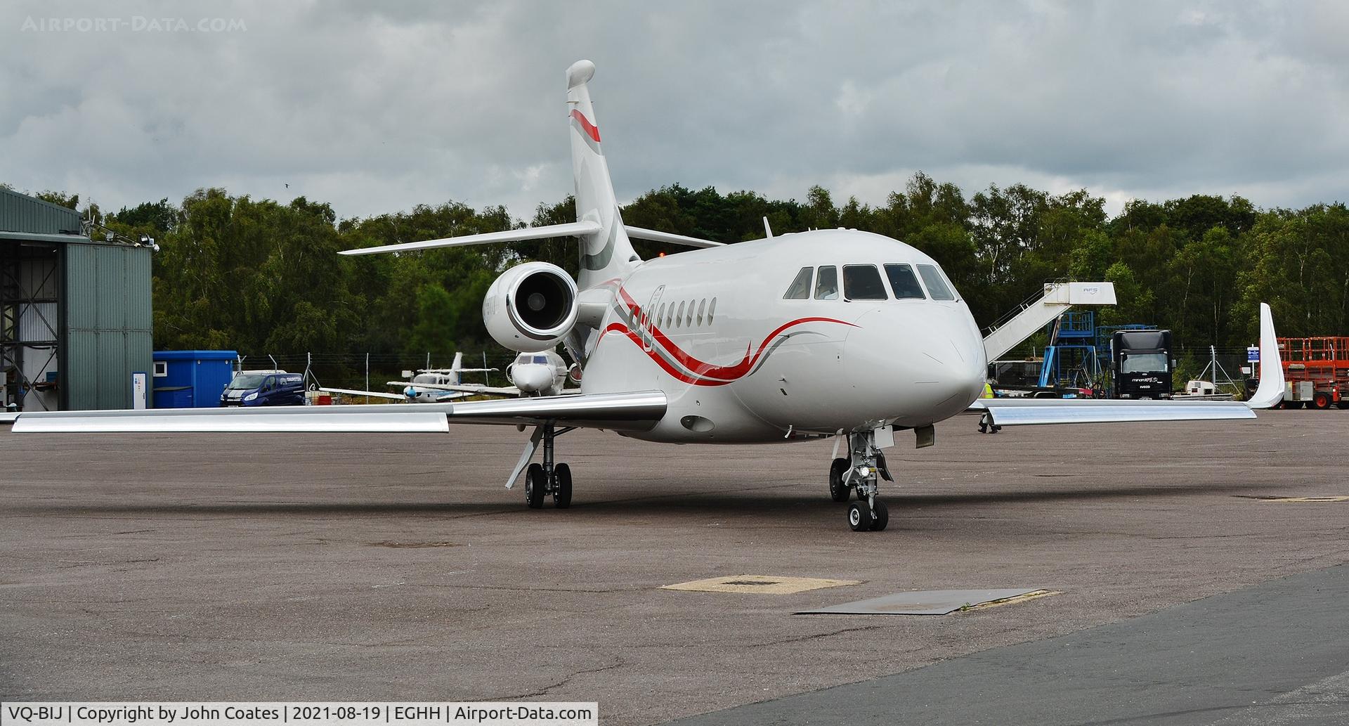 VQ-BIJ, 2010 Dassault Falcon 2000LX C/N 214, Taxiing to depart