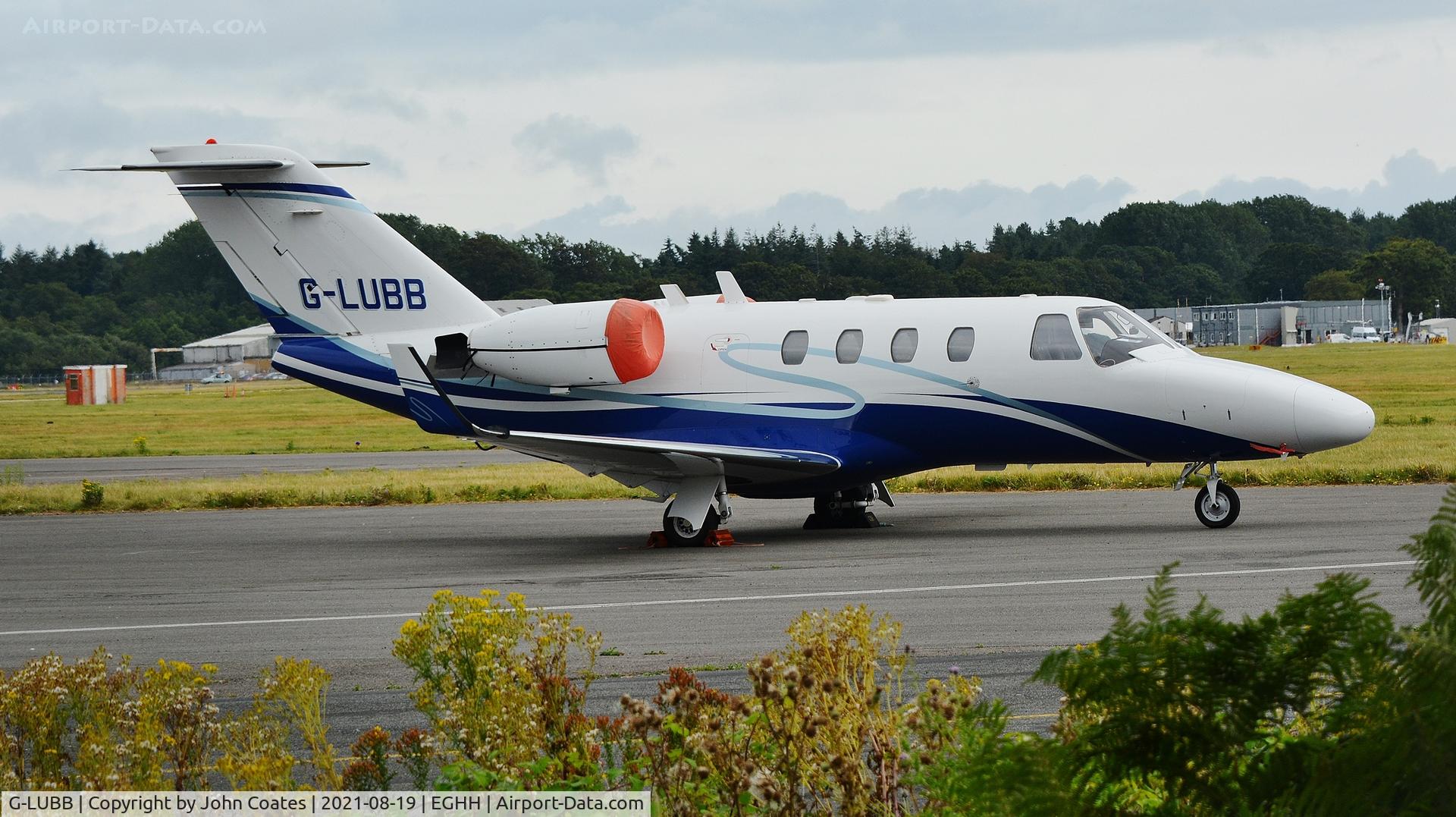 G-LUBB, 1998 Cessna 525 CitationJet C/N 525-0271, At Technicair