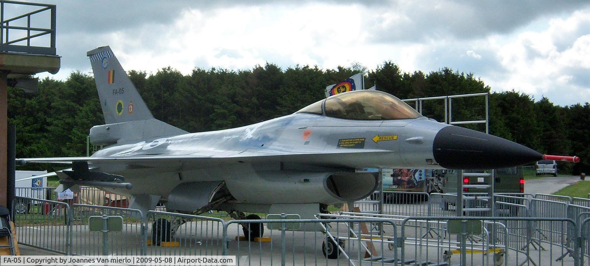FA-05, SABCA F-16A Fighting Falcon C/N 6H-5, Semmerzake Open Door