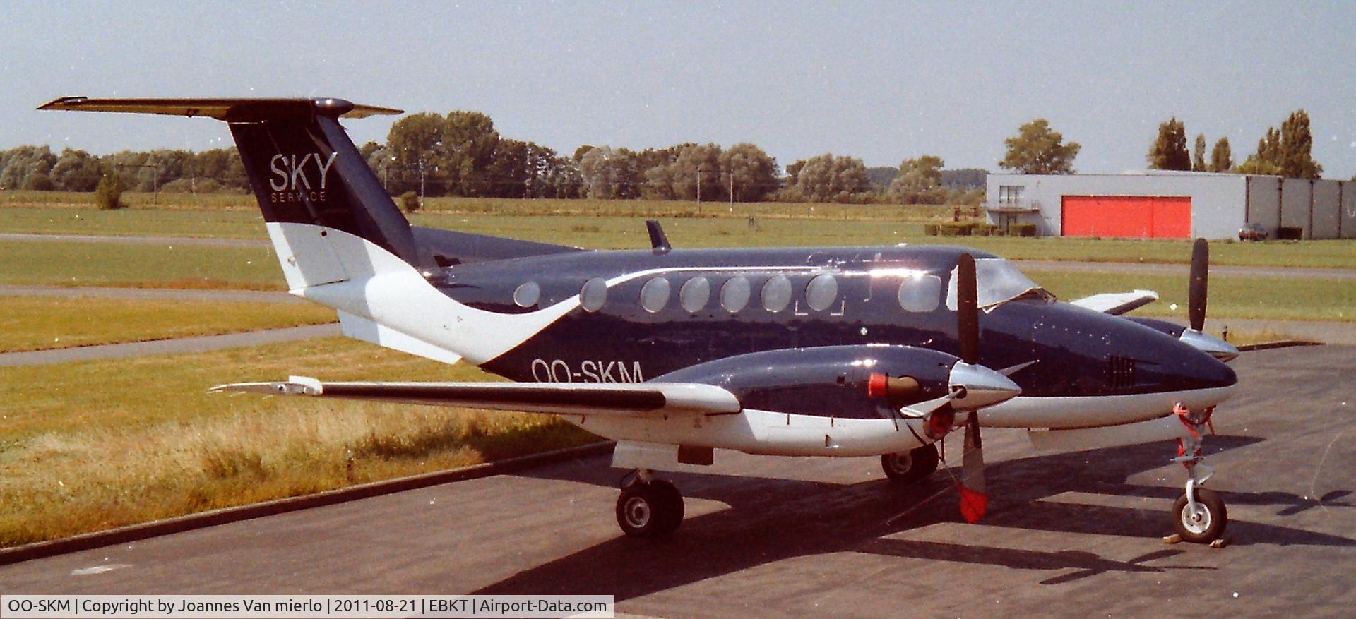 OO-SKM, 1991 Beech B200 Super King Air King Air C/N BB-1407, Wevelgem Kortrijk