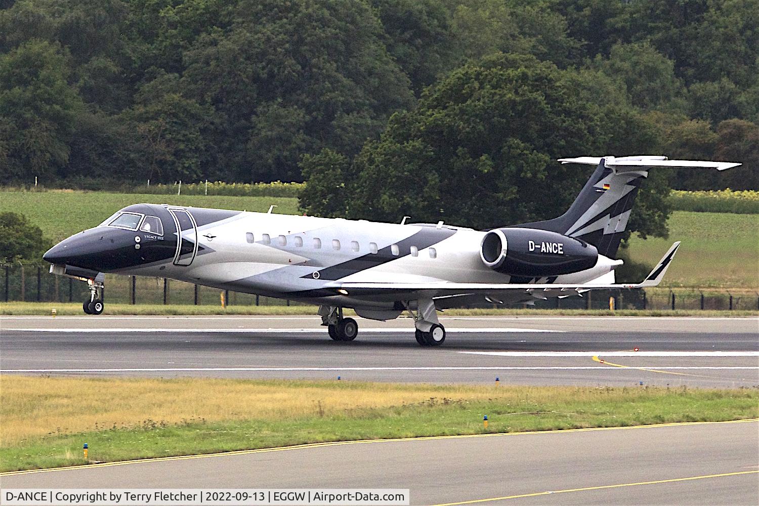 D-ANCE, 2019 Embraer EMB-135BJ Legacy 650 C/N 1240, Arriving at Luton