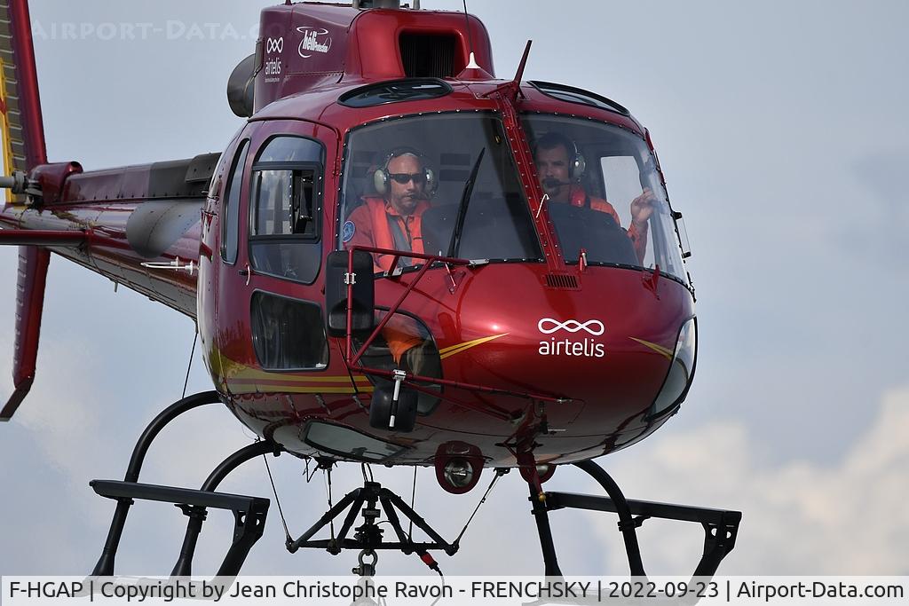 F-HGAP, Aérospatiale AS-350 B3 Ecureuil C/N 4783, MORANE 33 feux de Saumos - Saint Hélène