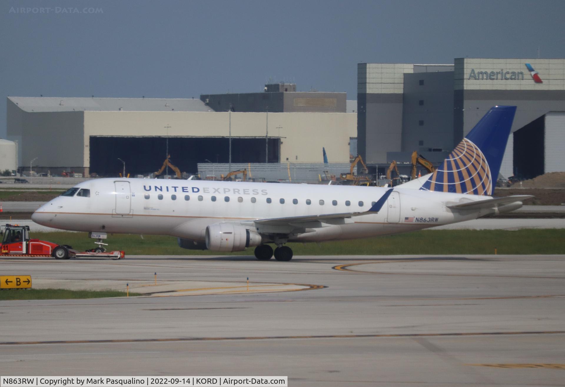N863RW, 2005 Embraer 170SE (ERJ-170-100SE) C/N 17000100, ERJ-170-100SE