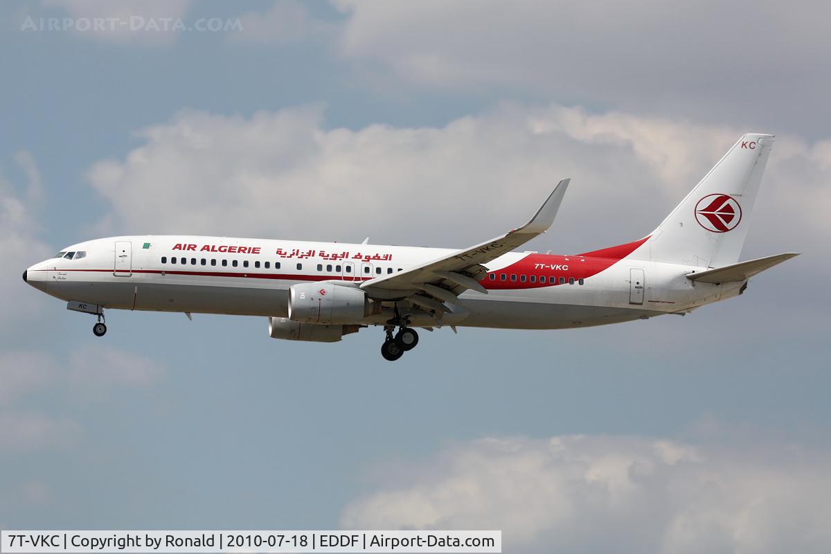 7T-VKC, 2005 Boeing 737-8D6 C/N 34166, at fra
