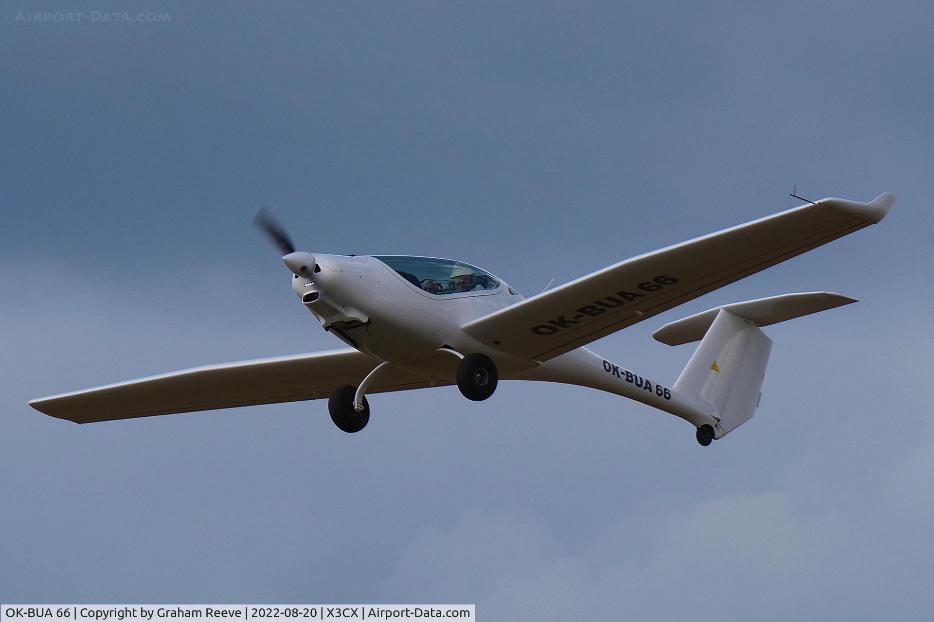 OK-BUA 66, Phoenix Air U15 C/N 60/U15, Departing from Northrepps.