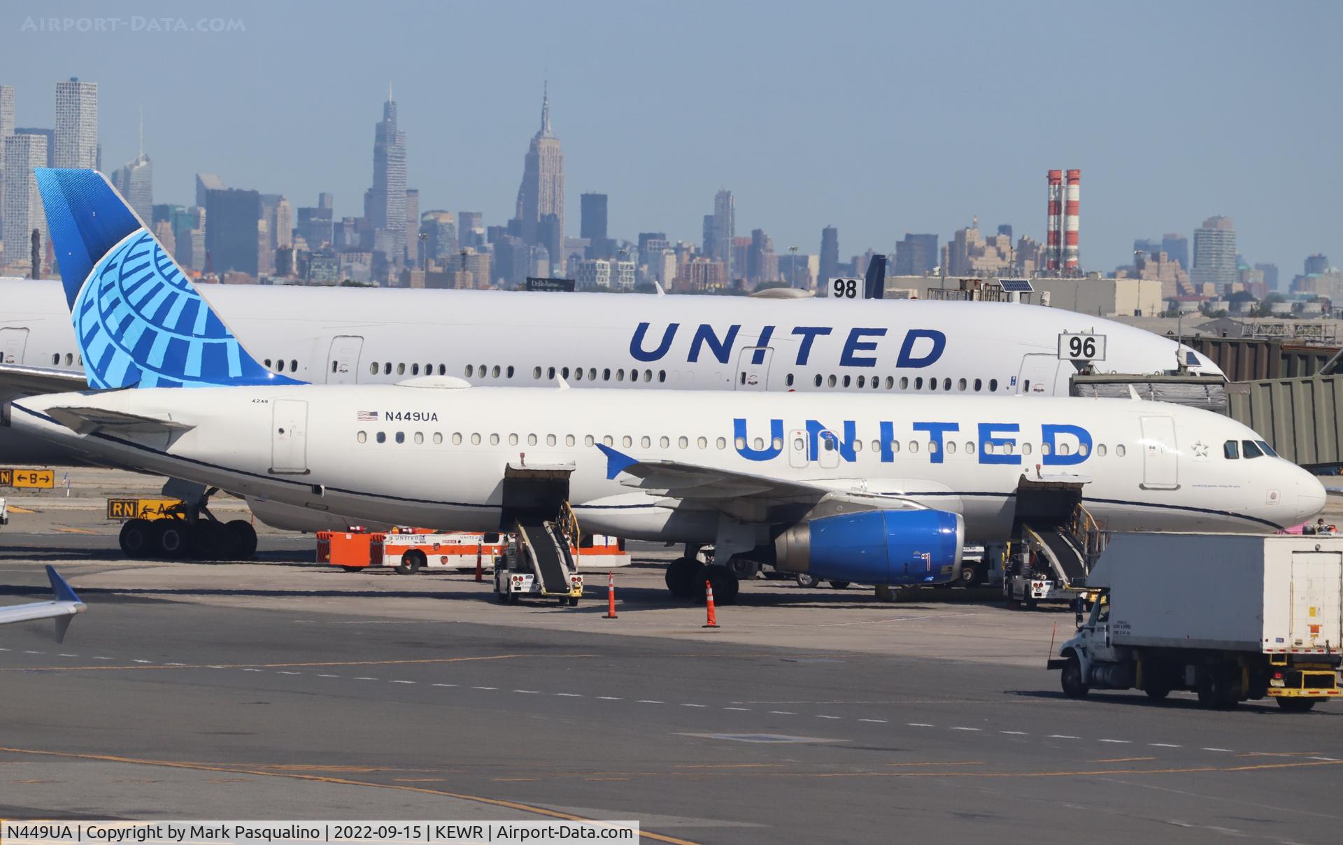 N449UA, 1998 Airbus A320-232 C/N 851, Airbus A320-232