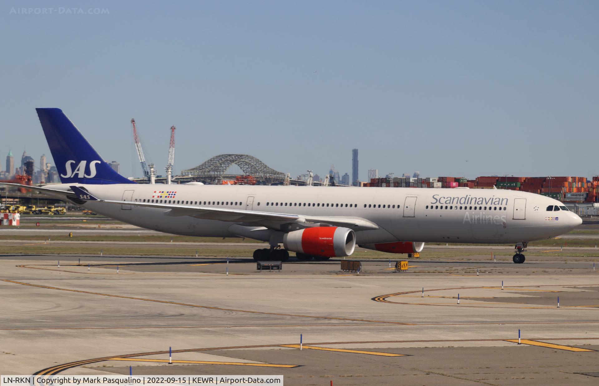 LN-RKN, 2003 Airbus A330-343X C/N 568, Airbus A330-343X