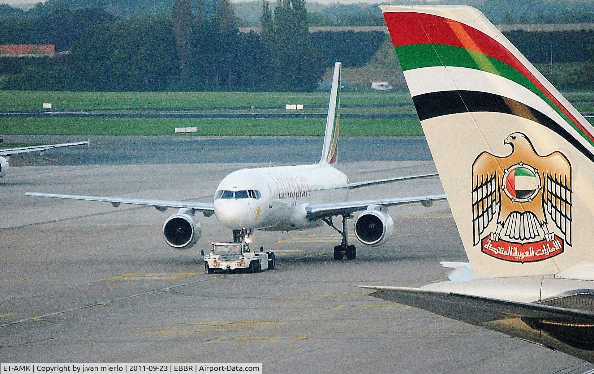 ET-AMK, 2001 Boeing 757-28A C/N 32449, Brussels