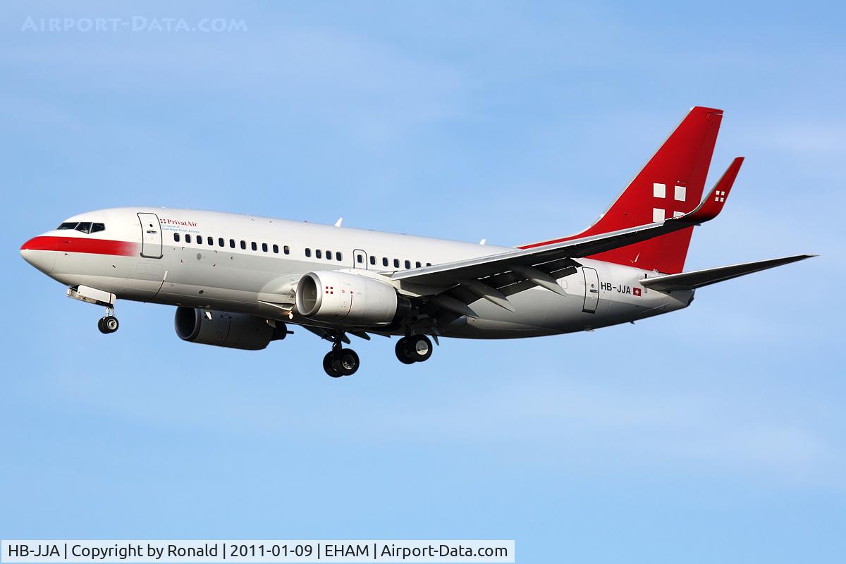 HB-JJA, 2005 Boeing 737-7AK BBJ C/N 34303, at spl
