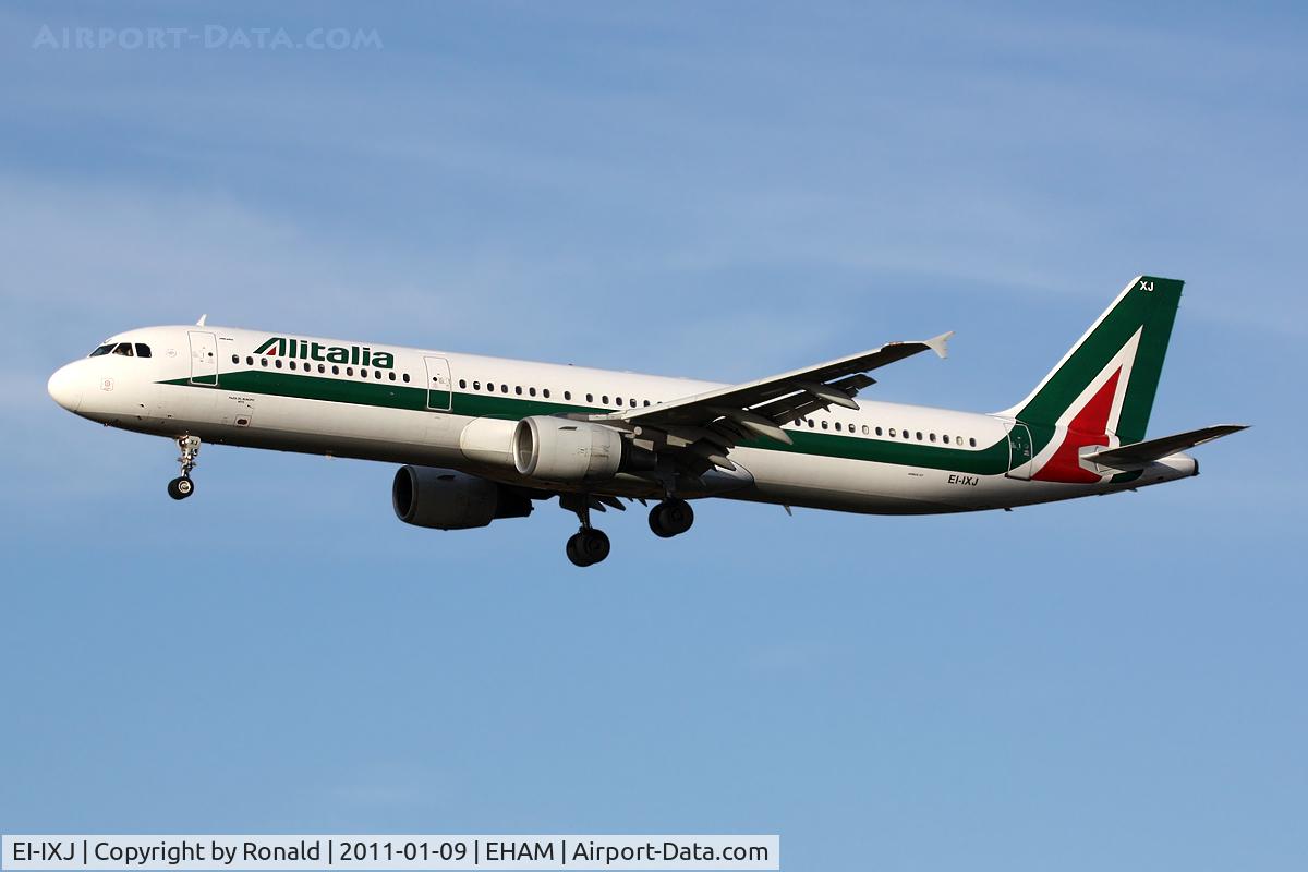 EI-IXJ, 1999 Airbus A321-112 C/N 959, at spl