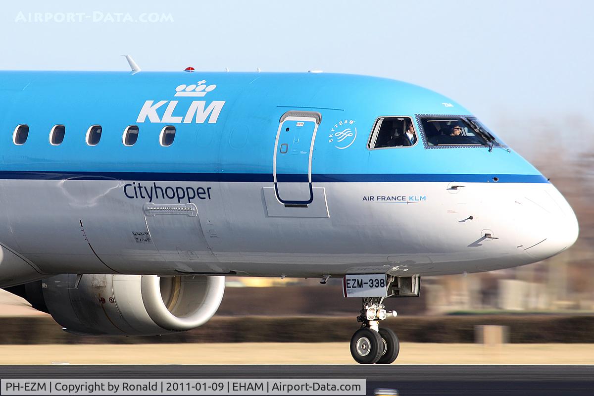PH-EZM, 2010 Embraer 190LR (ERJ-190-100LR) C/N 19000338, at spl