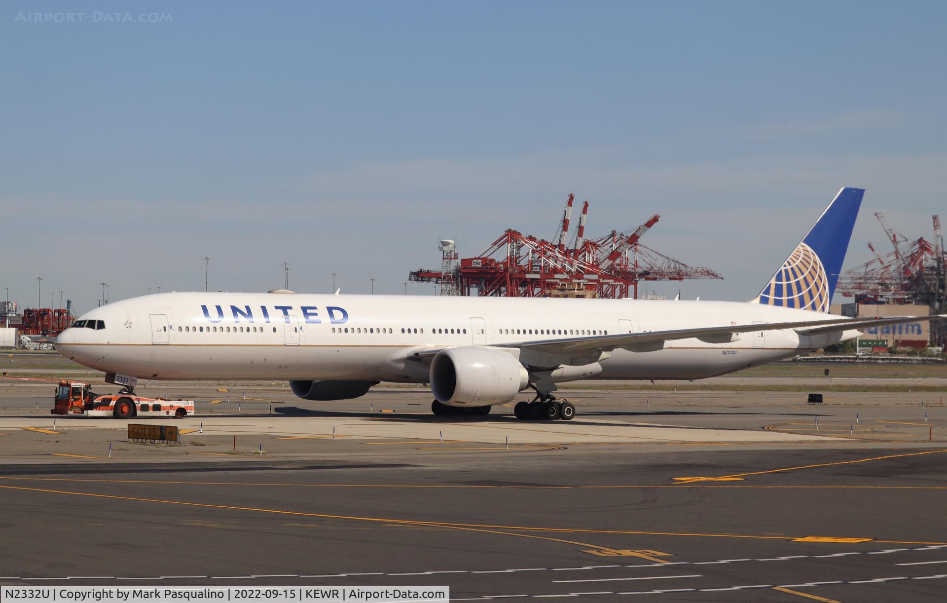 N2332U, 2016 Boeing 777-322/ER C/N 62643, Boeing 777-322/ER