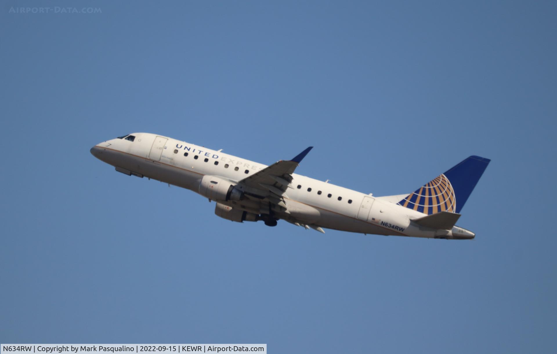 N634RW, 2004 Embraer 170SE (ERJ-170-100SE) C/N 17000055, ERJ-170-100SE