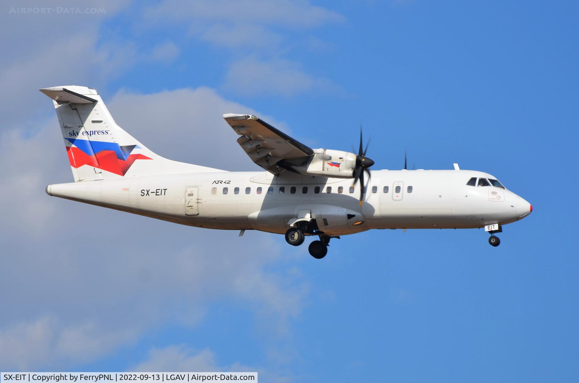 SX-EIT, 1996 ATR 42-500 C/N 530, Sky Express ATR42