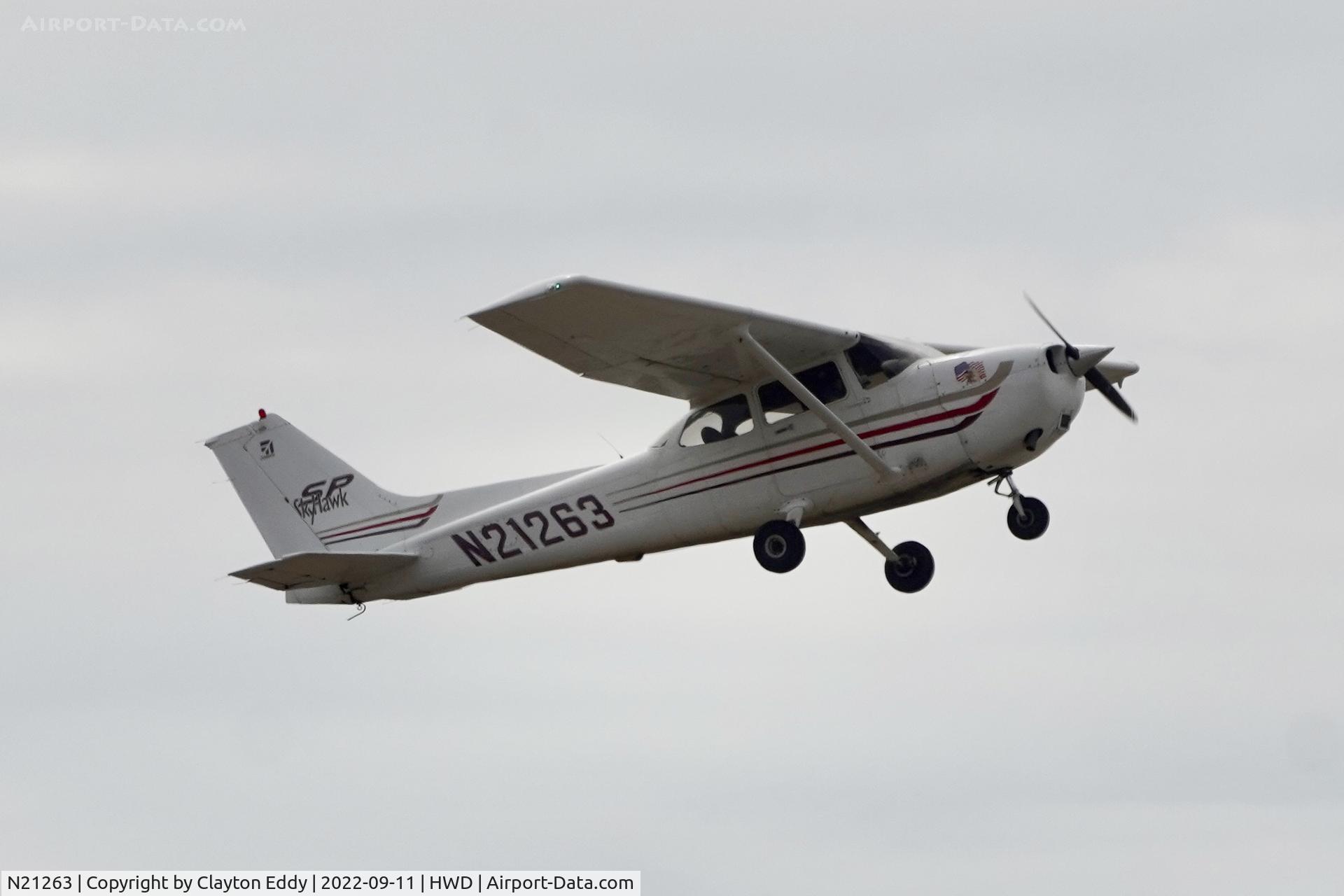 N21263, 2003 Cessna 172S C/N 172S9429, Hayward airport in California 2022.