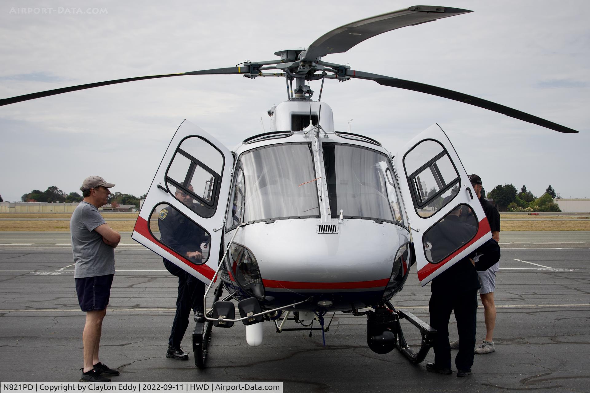 N821PD, 2021 Airbus Helicopters AS-350B-3 Ecureuil C/N 8914, Hayward airport open house. California 2022.