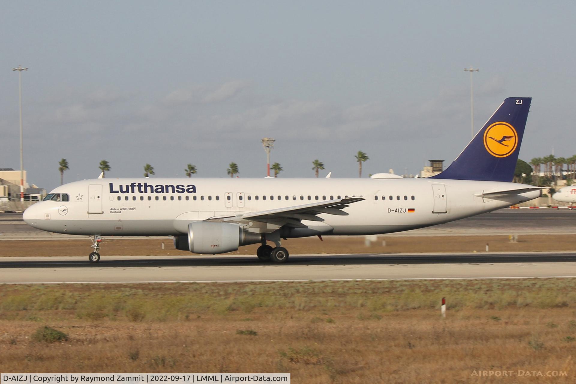 D-AIZJ, 2010 Airbus A320-214 C/N 4449, A320 D-AIZJ Lufthansa