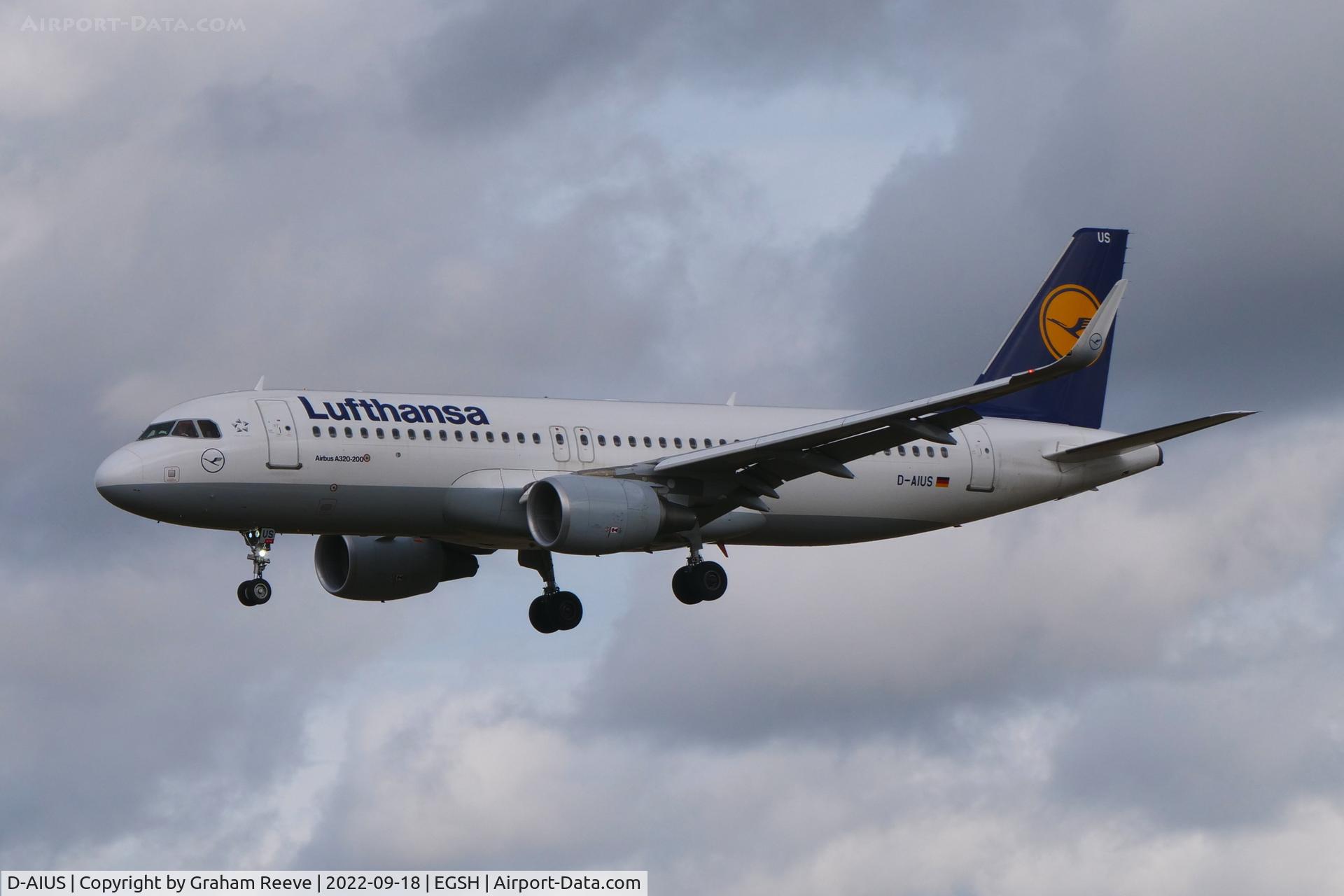 D-AIUS, 2016 Airbus A320-214 C/N 7024, Landing at Norwich.