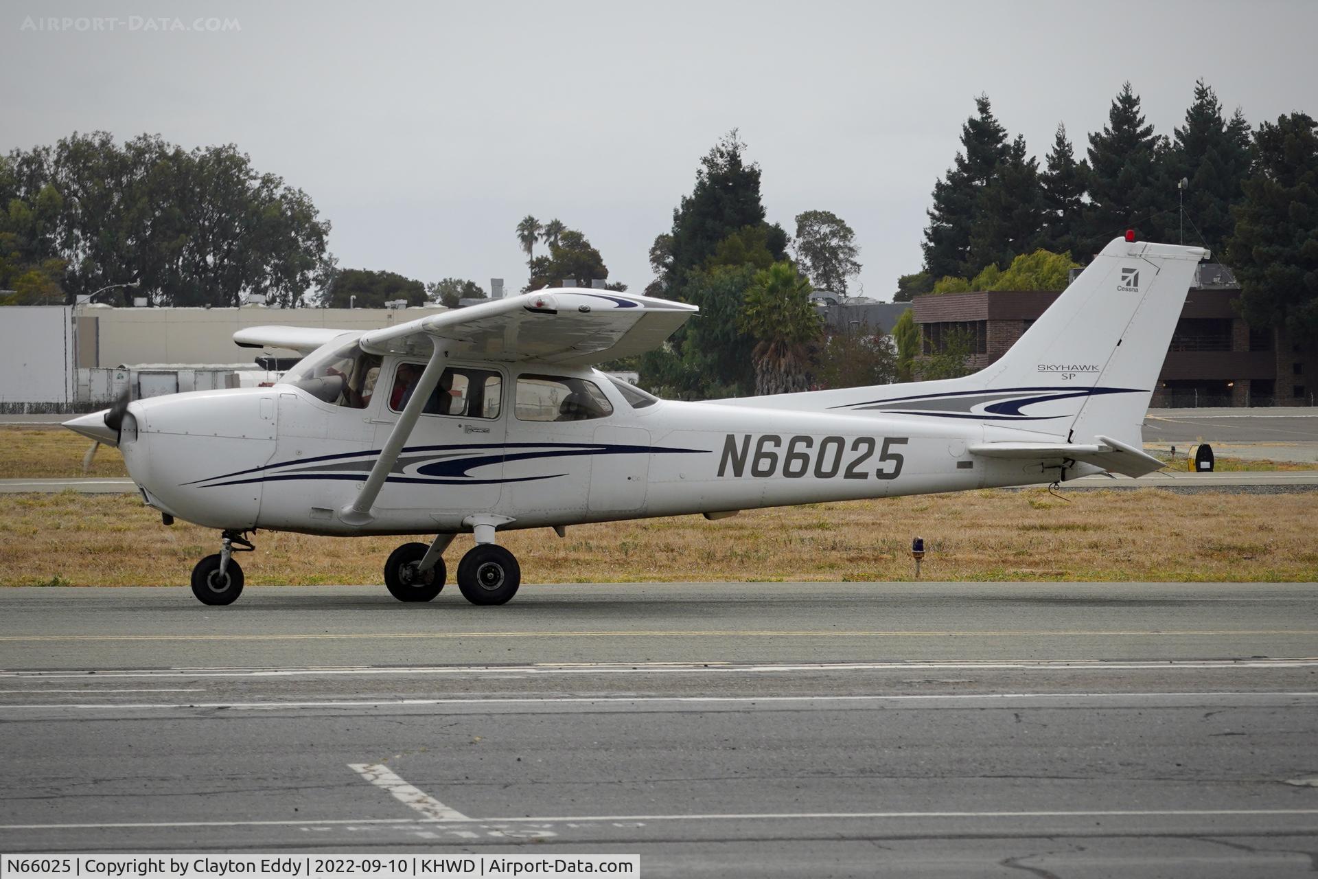 N66025, 2005 Cessna 172S C/N 172S9777, Hayward airport in California 2022.