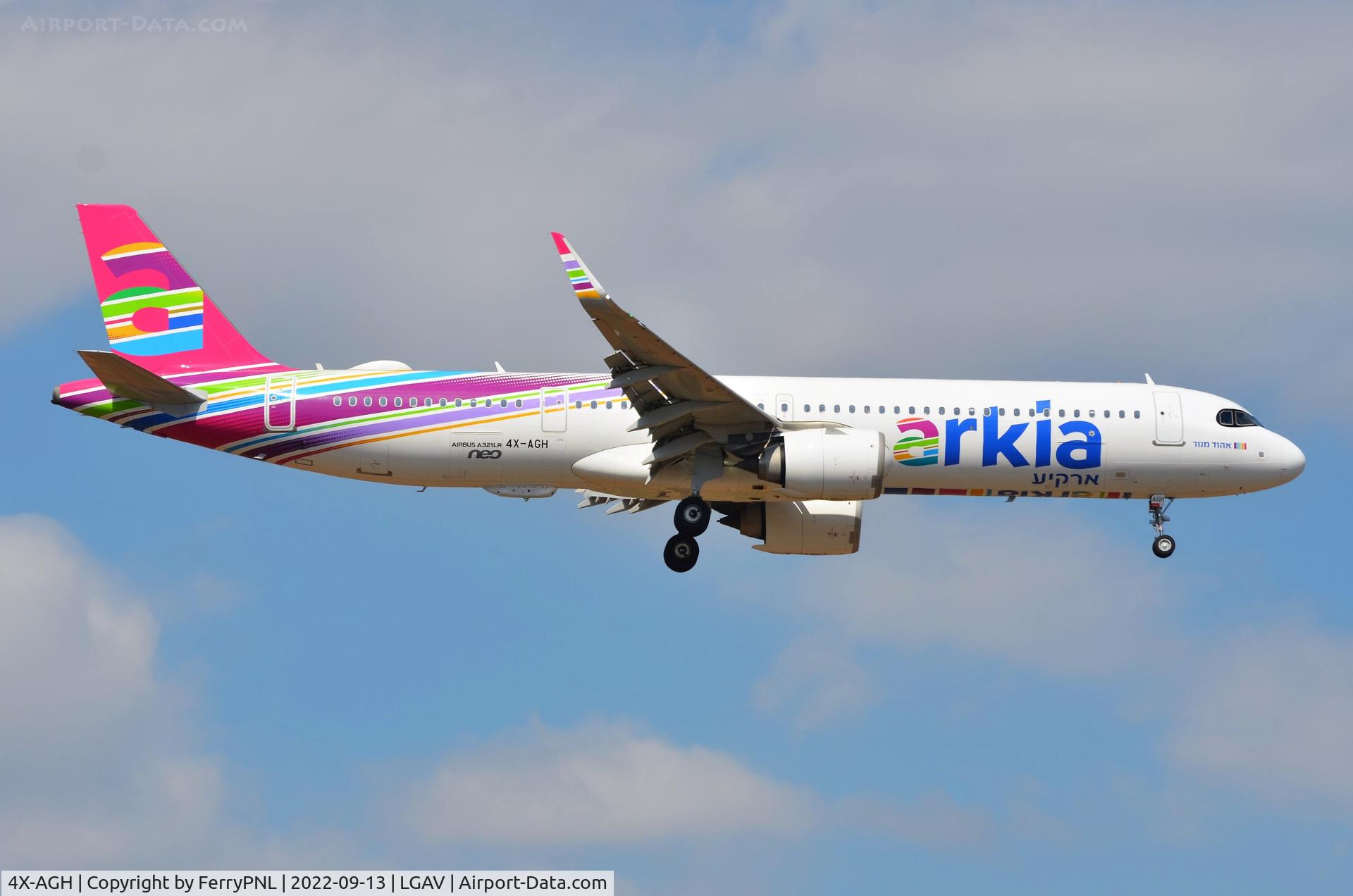 4X-AGH, 2018 Airbus A321-251N C/N 8517, Very colorful Arkia A321N landing