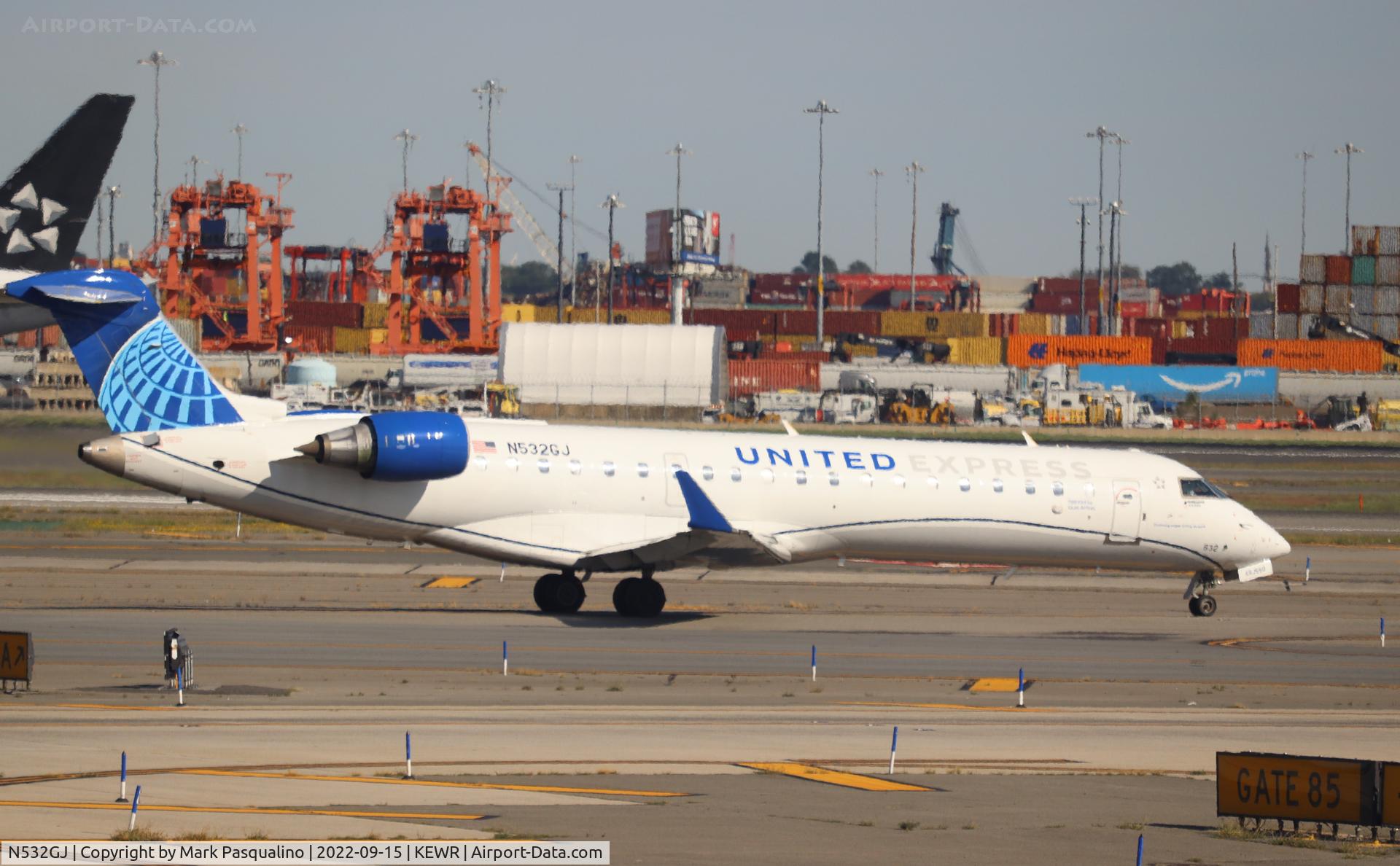 N532GJ, 2005 Bombardier CRJ-702 (CL-600-2C10) Regional Jet C/N 10219, CL-600-2C10