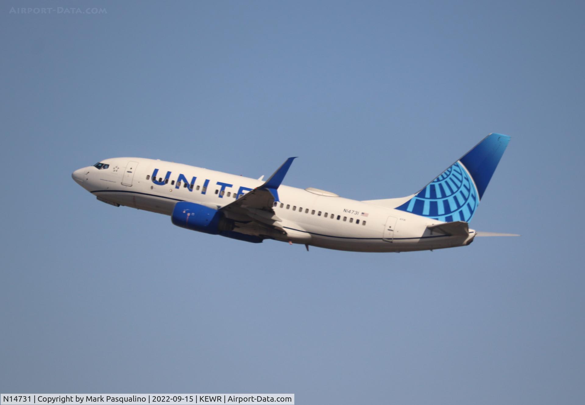 N14731, 1999 Boeing 737-724 C/N 28799, Boeing 737-724