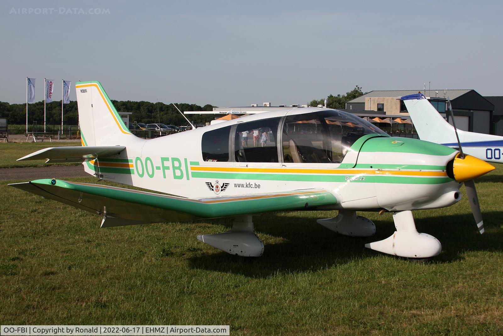 OO-FBI, Robin DR-400-120 Dauphin C/N 2036, at ehmz