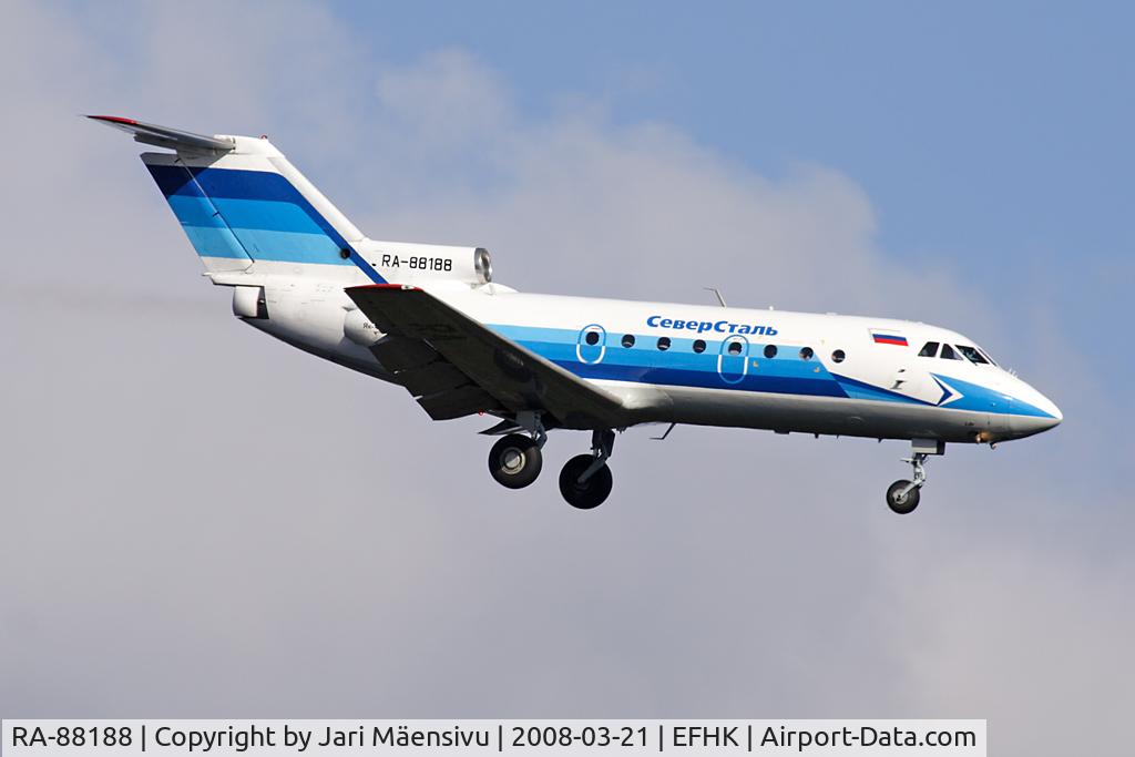 RA-88188, Yakovlev Yak-40 C/N 9620848, RA-88188