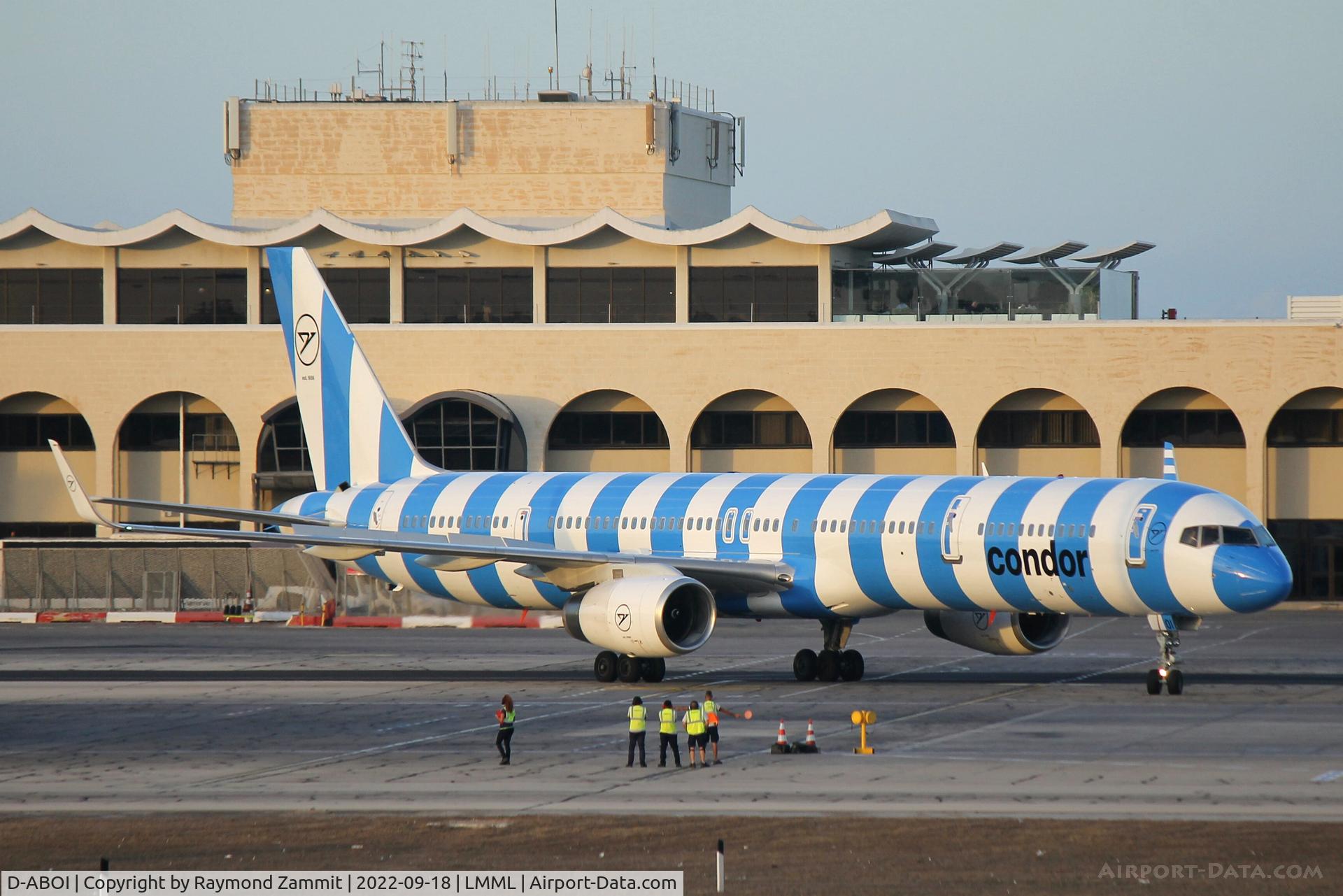 D-ABOI, 2000 Boeing 757-330 C/N 29018, B757 D-ABOI Condor