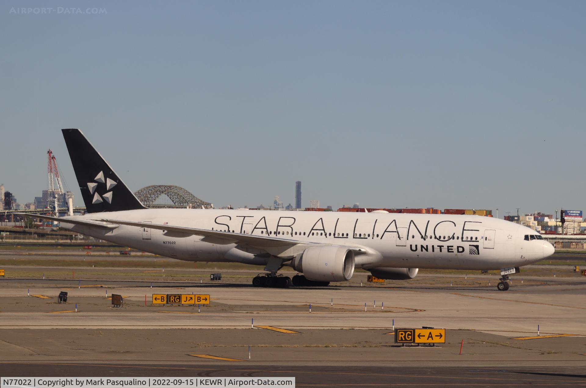 N77022, 2010 Boeing 777-224 C/N 39777, Boeing 777-224