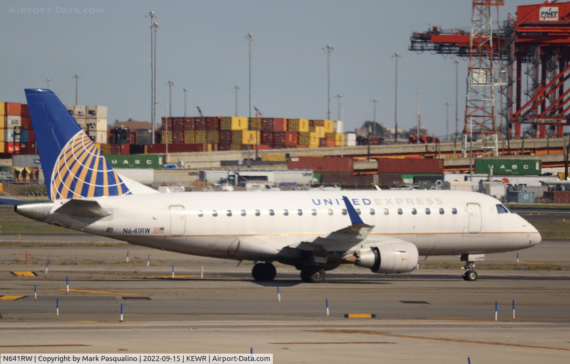 N641RW, 2004 Embraer 170SE (ERJ-170-100SE) C/N 17000062, ERJ-170-100SE