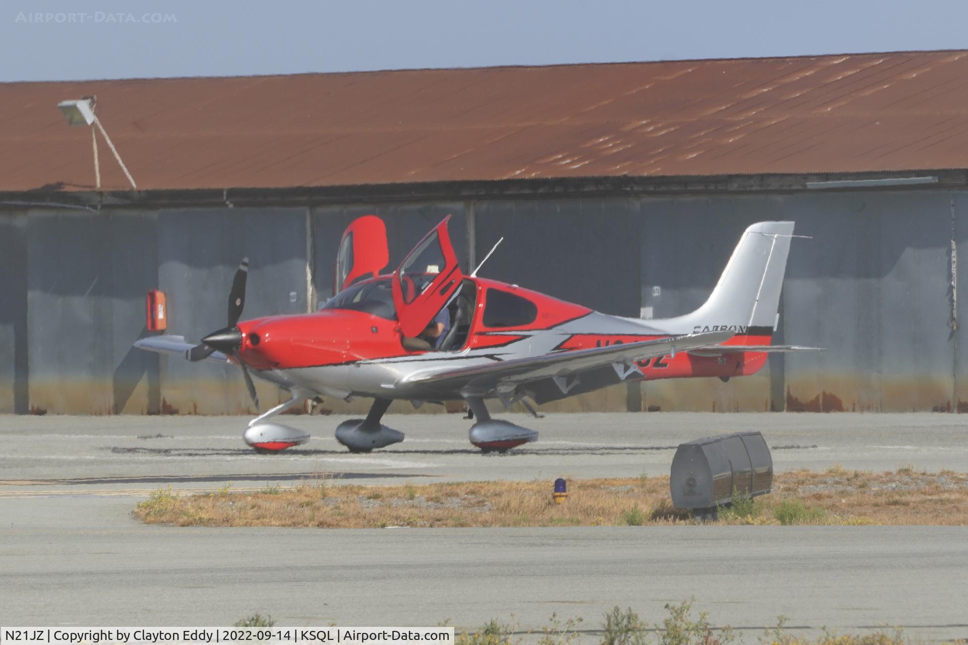 N21JZ, 2019 Cirrus SR22-G6 Turbo C/N 1907, San Carlos Airport in California 2022.