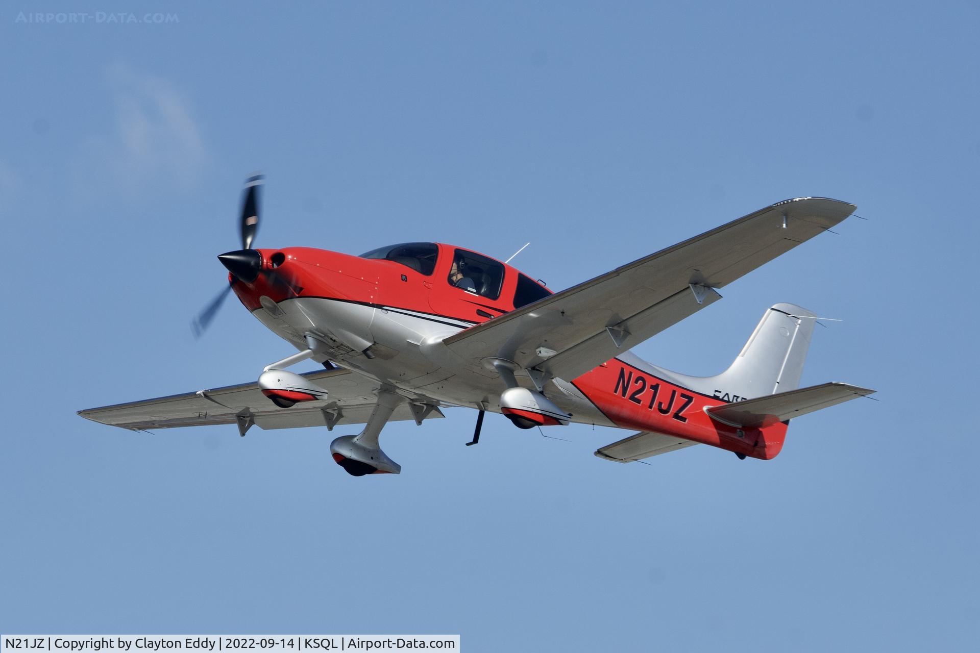 N21JZ, 2019 Cirrus SR22-G6 Turbo C/N 1907, San Carlos Airport in California 2022.