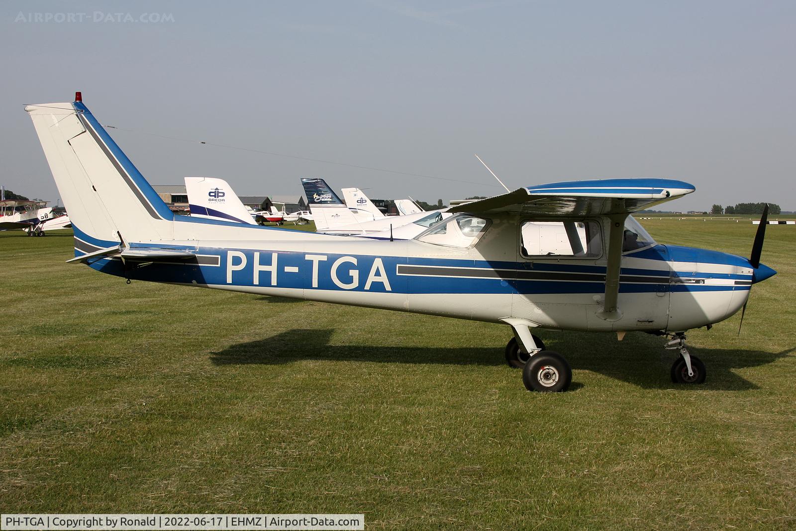 PH-TGA, 1977 Reims F150M C/N F15001394, at ehmz