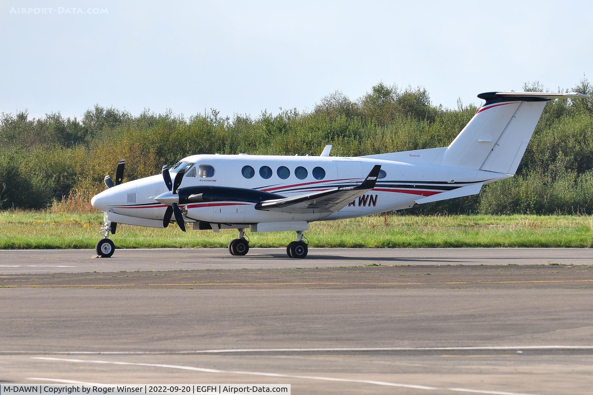 M-DAWN, 2015 Beechcraft B200GT Super King Air C/N BY-238, Visiting bizprop operated by Dawn Meats Group.