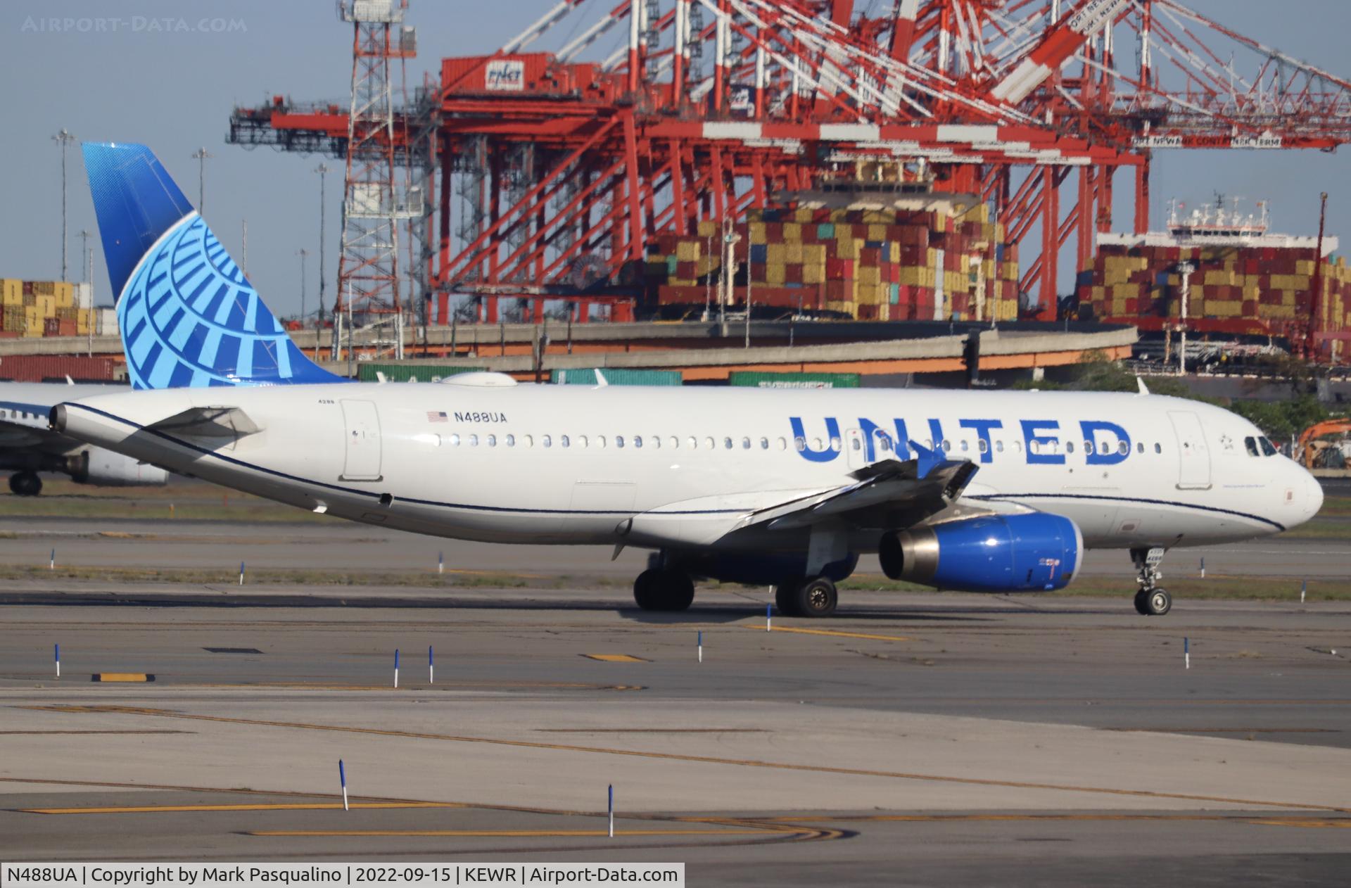 N488UA, 2001 Airbus A320-232 C/N 1680, Airbus A320-232