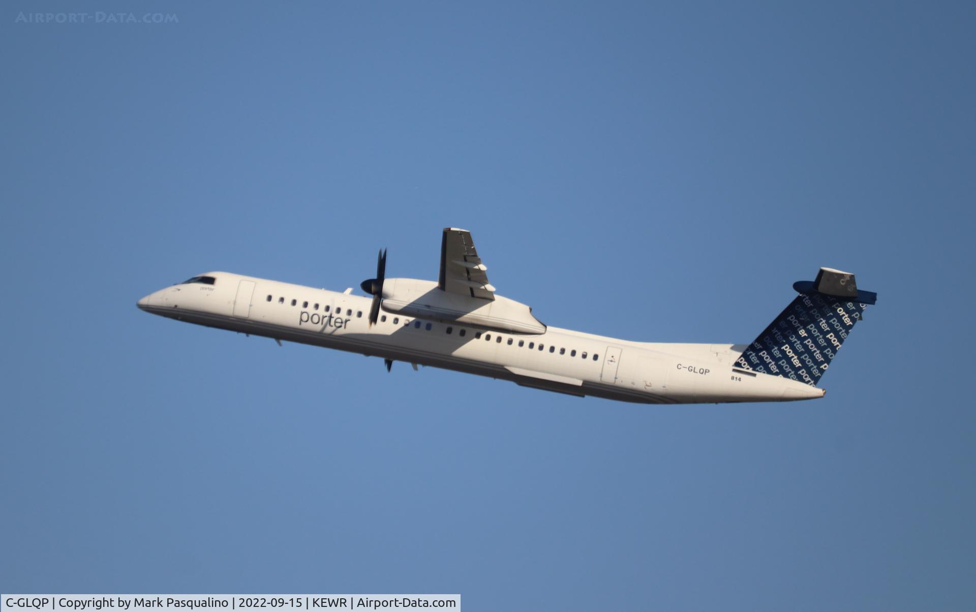C-GLQP, 2009 De Havilland Canada DHC-8-402Q Dash 8 C/N 4271, DHC-8-402Q