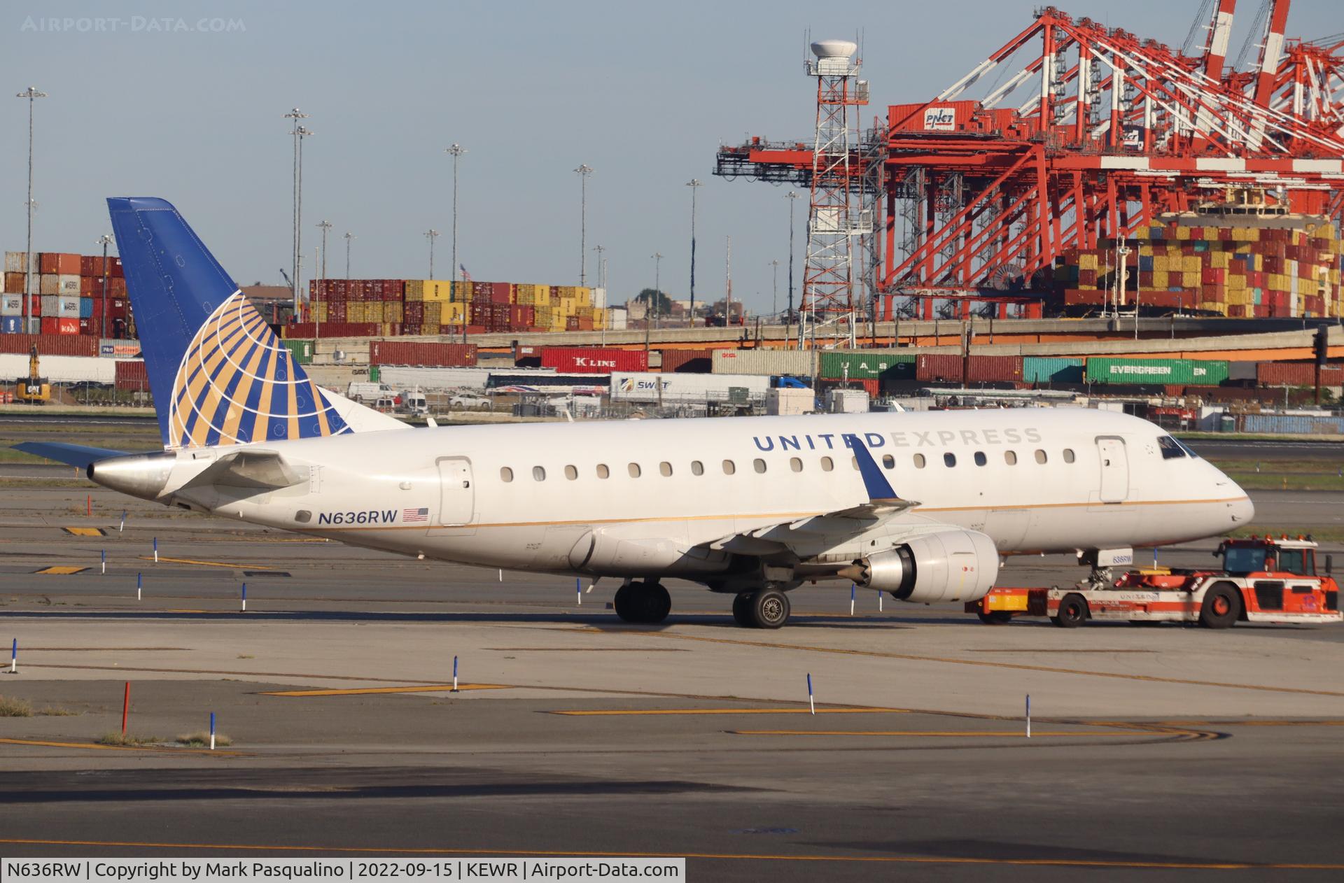N636RW, 2004 Embraer 170SE (ERJ-170-100SE) C/N 17000052, ERJ-170-100SE