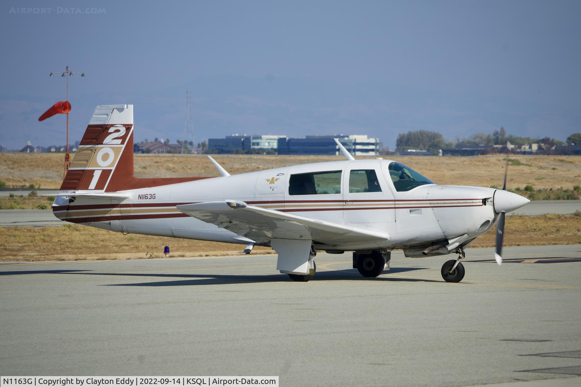 N1163G, 1982 Mooney M20J 201 C/N 24-1292, San Carlos Airport in California 2022.