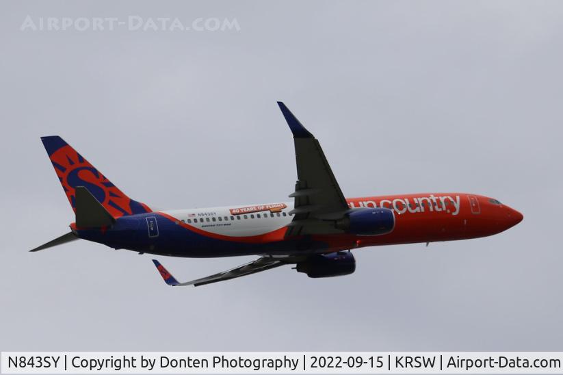 N843SY, 2011 Boeing 737-82R C/N 40721, Sun Country Flight 384 departs Runway 6 at Southwest Florida International Airport enroute to Minneapolis-St Paul International Airport