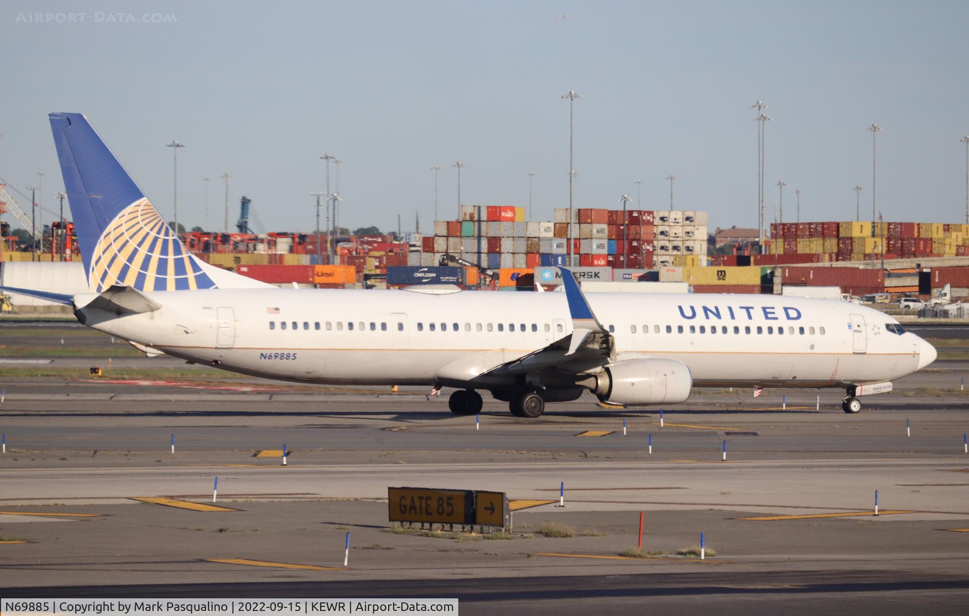 N69885, 2015 Boeing 737-924/ER C/N 42189, Boeing 737-924/ER