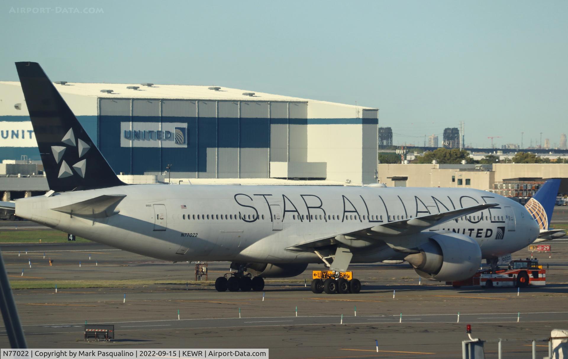 N77022, 2010 Boeing 777-224 C/N 39777, Boeing 777-224