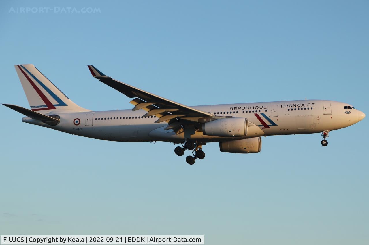 F-UJCS, 2015 Airbus A330-243 C/N 1608, Evening arrival from Rzeszow, runway 24.