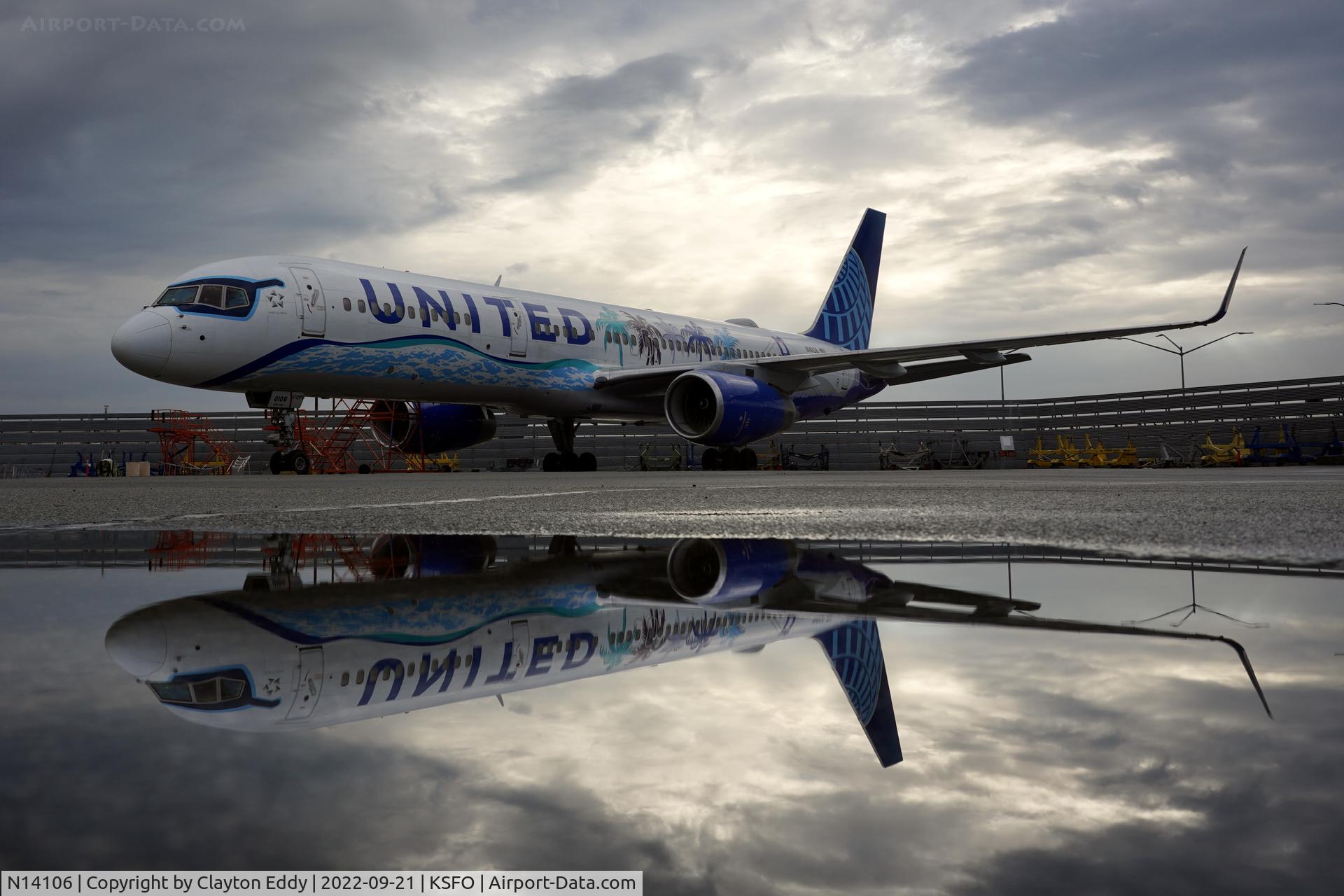 N14106, 1994 Boeing 757-224 C/N 27296, SFO 2022.