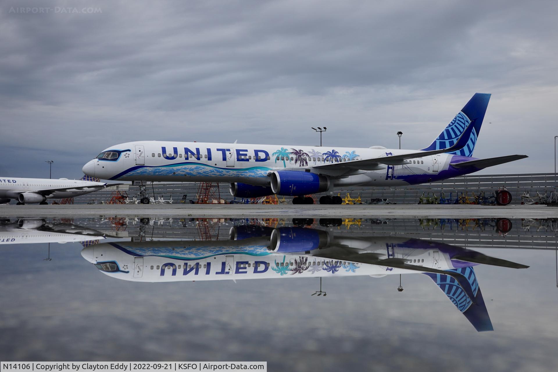 N14106, 1994 Boeing 757-224 C/N 27296, SFO 2022.